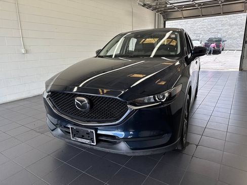 Used 2018 MAZDA CX-5 Touring w/ Preferred Equipment Package AWD/4WD image 3