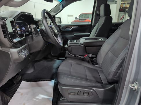 Used 2025 GMC Sierra 1500 Elevation AWD/4WD image 7