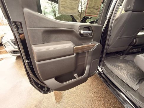 Used 2022 Chevrolet Silverado 1500 RST image 17