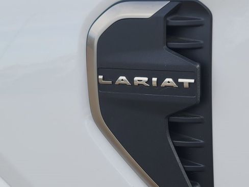New 2025 Ford Ranger Lariat w/ FX4 Off-Road Package image 10