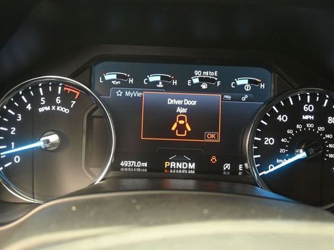 Used 2020 Ford Expedition XLT w/ Equipment Group 202A image 12