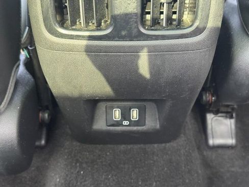 Used 2024 Hyundai Tucson Limited FWD image 11