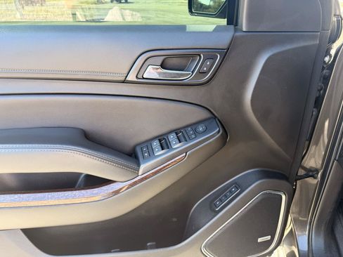Used 2020 GMC Yukon SLT AWD/4WD image 10