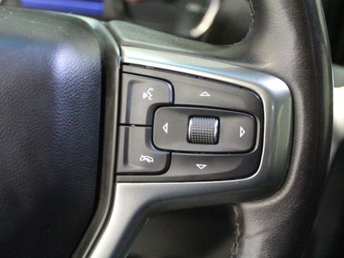 Used 2021 Chevrolet Silverado 1500 LT Trail Boss image 9