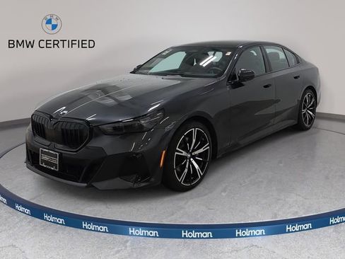 Certified 2026 BMW 530i xDrive w/ M Sport Package AWD/4WD image 1