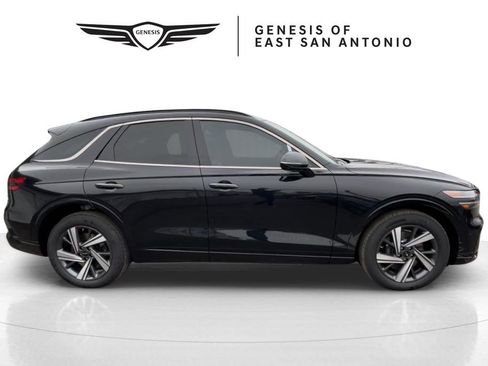 New 2026 Genesis GV70 3.5T Sport Advanced image 8