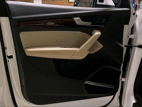 Used 2018 Audi Q5 Premium Plus image 20