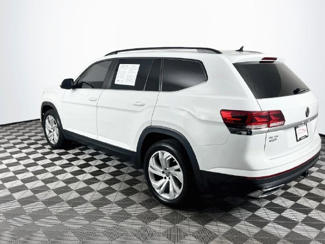 Used 2023 Volkswagen Atlas SE w/ Panoramic Sunroof Package FWD image 6