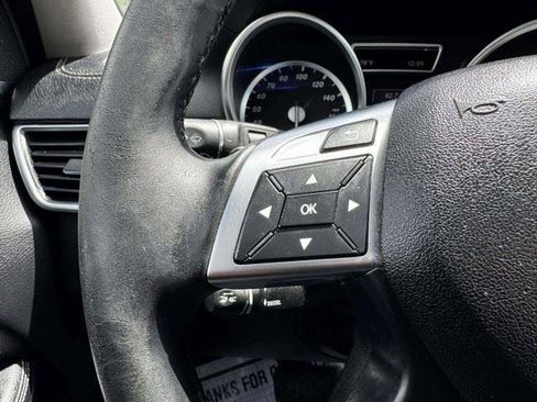 Used 2014 Mercedes-Benz GL 450 4MATIC image 25