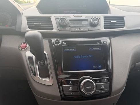 Used 2016 Honda Odyssey EX-L image 16