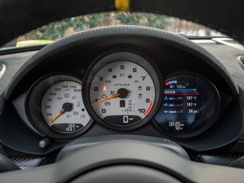 Used 2025 Porsche 718 Cayman GT4 RS image 24