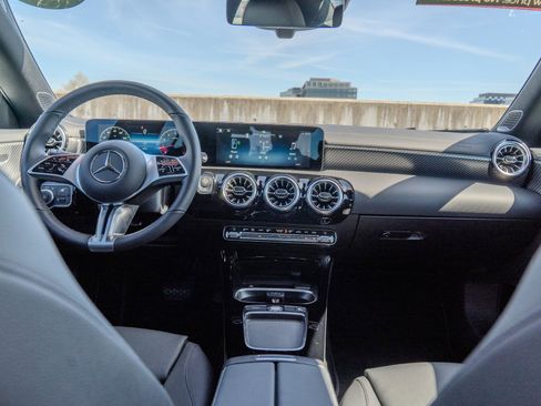 Certified 2026 Mercedes-Benz CLA 250 4MATIC image 19