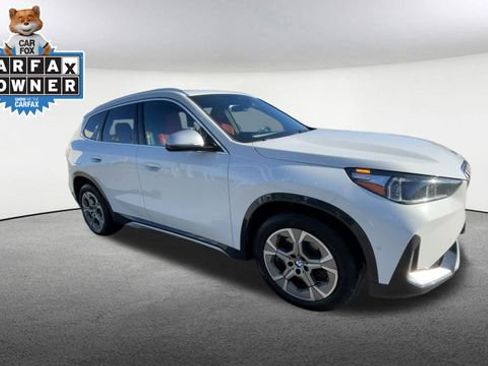 Used 2023 BMW X1 xDrive28i w/ Convenience Package AWD/4WD image 2