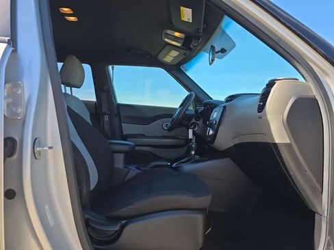 Used 2014 Kia Soul image 41
