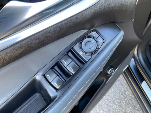 Used 2021 Buick Enclave Essence w/ Experience Buick Package image 13