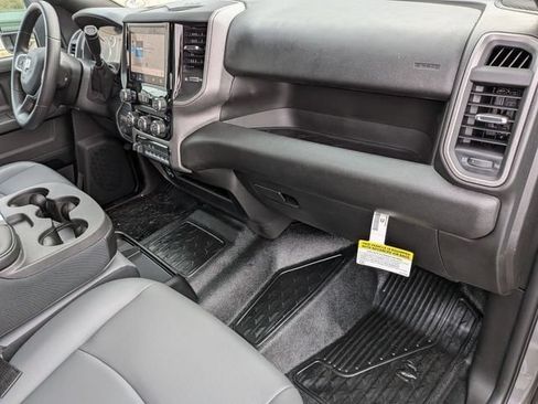 New 2026 RAM 5500 Tradesman AWD/4WD image 32