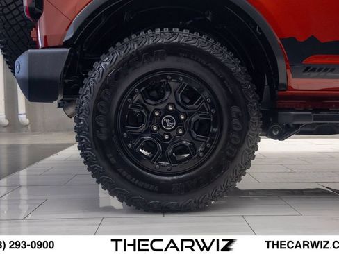 Used 2023 Ford Bronco Wildtrak AWD/4WD image 31