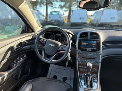 Used 2013 Chevrolet Malibu LT image 11