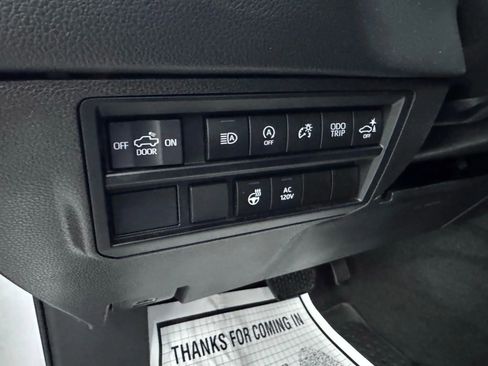 Used 2024 Toyota Tundra Limited image 22