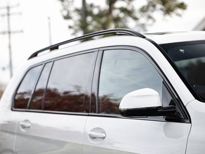 New 2026 BMW X7 xDrive40i w/ M Sport Package