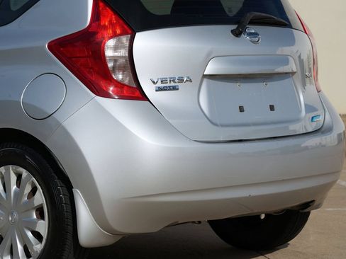 Used 2015 Nissan Versa Note SV FWD image 31