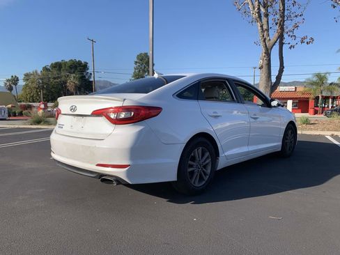 Used 2015 Hyundai Sonata SE image 7