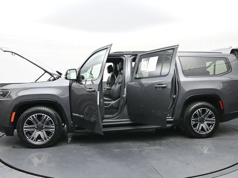 Used 2024 Jeep Wagoneer L Series II w/ Flexible Seating Group image 49