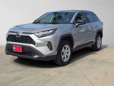 Certified 2025 Toyota RAV4 LE FWD image 7