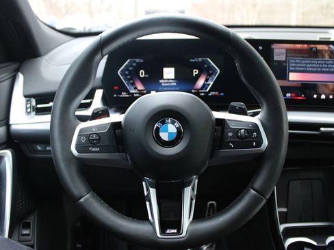 Used 2026 BMW X2 xDrive28i AWD/4WD image 11