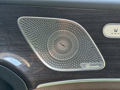 Used 2022 Mercedes-Benz GLS 450 4MATIC image 22