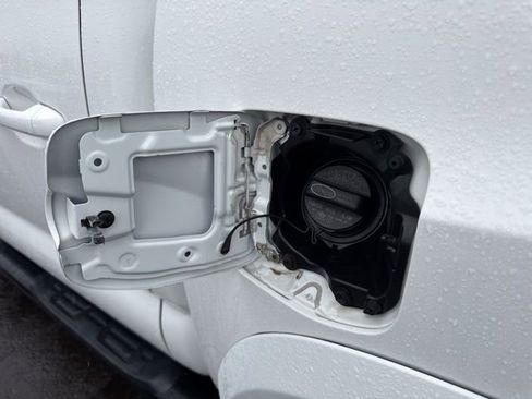 Used 2023 Toyota Tacoma TRD Sport image 19