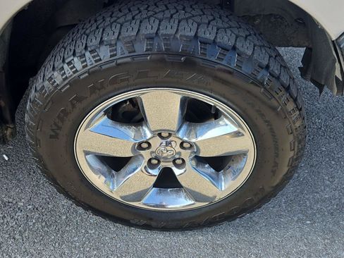 Used 2015 RAM 1500 Big Horn AWD/4WD image 9