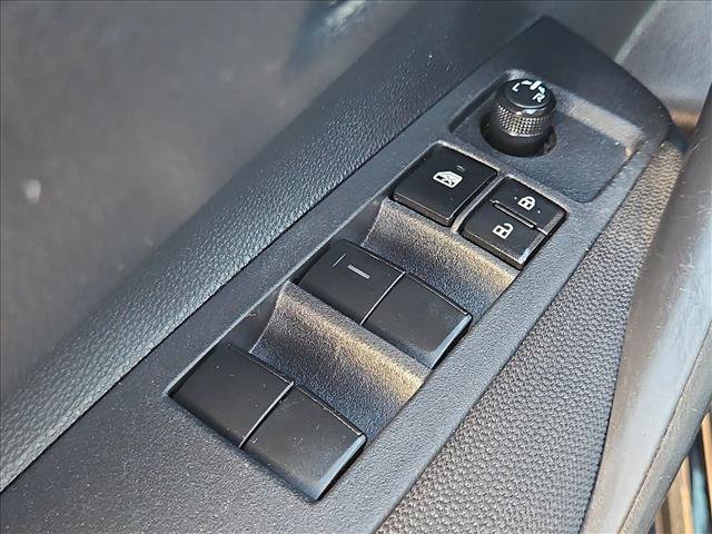 Used 2025 Toyota Corolla LE FWD image 11