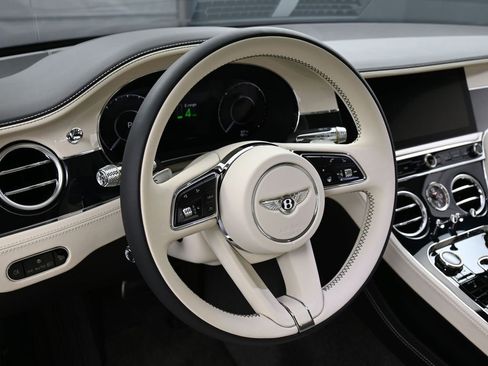 Used 2026 Bentley Continental GTC image 16