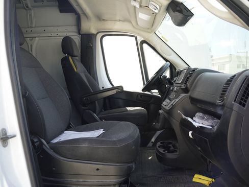 Used 2023 RAM ProMaster 2500 FWD image 26
