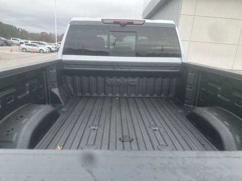 New 2026 GMC Sierra 2500 Denali w/ Denali Reserve Package image 5