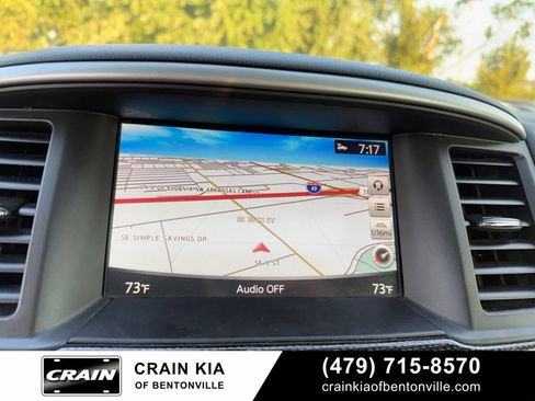Used 2020 Nissan Pathfinder SL FWD image 26