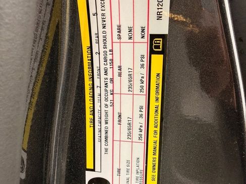 Used 2022 Chrysler Pacifica Touring-L image 39