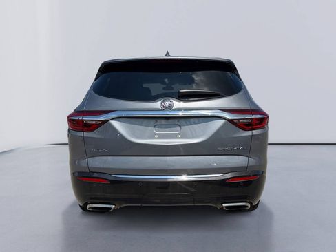 Used 2018 Buick Enclave Premium FWD image 4