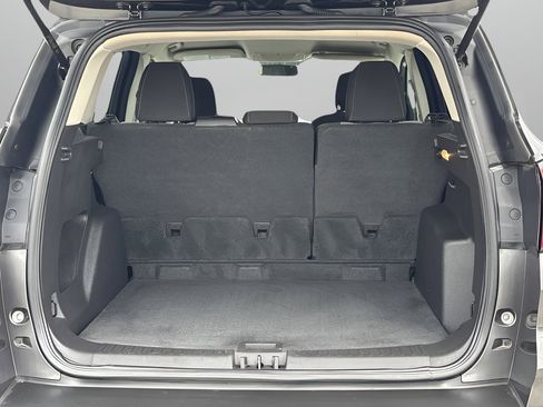 Used 2019 Ford Escape SE image 8