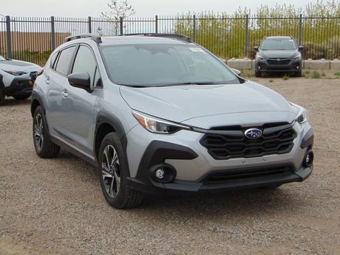 Used 2025 Subaru Crosstrek 2.0i Premium AWD/4WD image 9