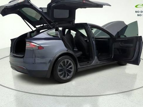 Used 2022 Tesla Model X AWD/4WD image 11
