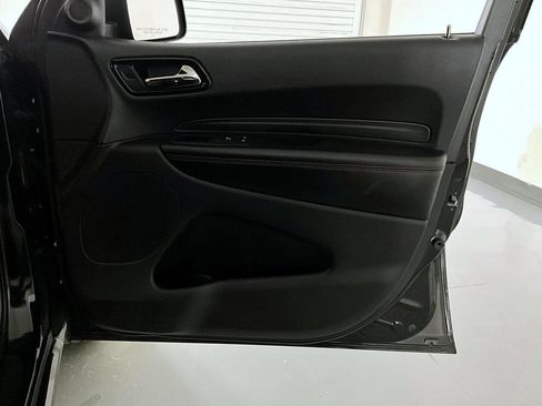 Used 2025 Dodge Durango GT AWD/4WD image 17