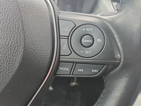 Used 2022 Toyota Corolla SE FWD image 24