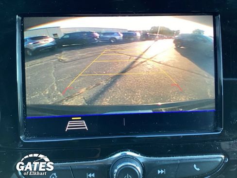 Used 2022 Buick Encore Preferred w/ Safety Package AWD/4WD image 18
