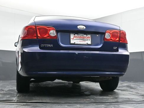 Used 2007 Kia Optima LX image 36