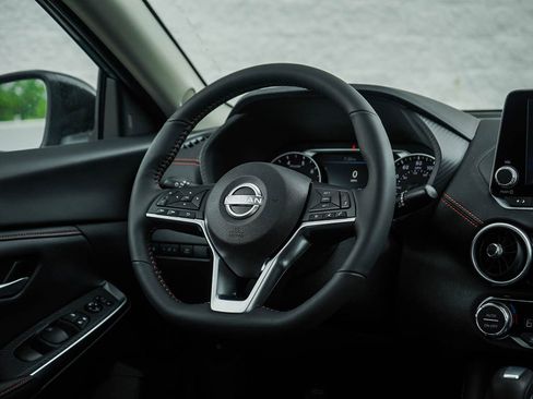 New 2025 Nissan Sentra SR w/ SR Premium Package image 14