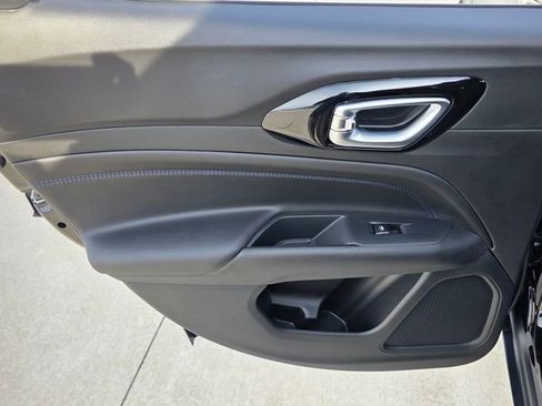 New 2026 Jeep Compass Latitude image 20