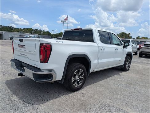 Used 2025 GMC Sierra 1500 SLT AWD/4WD image 5