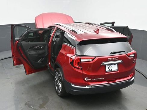 Certified 2024 GMC Terrain SLT w/ LPO, Floor Liner Package FWD image 62